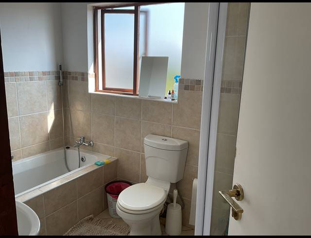 3 BEDROOM TOWNHOUSE FOR SALE IN THE REEDS